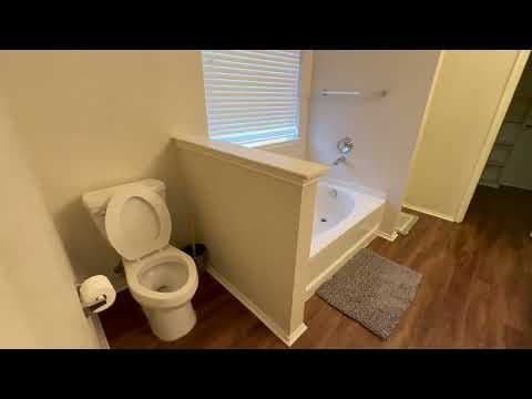 Denton House: 3604 Beatriz Dr