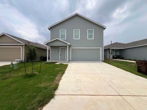 New Braunfels House: 736 Bullsnake Trail