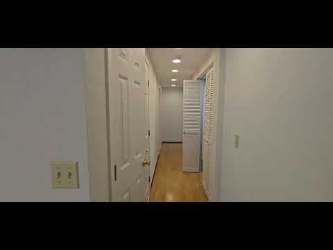 Bellevue House: 13709 SE 23rd St