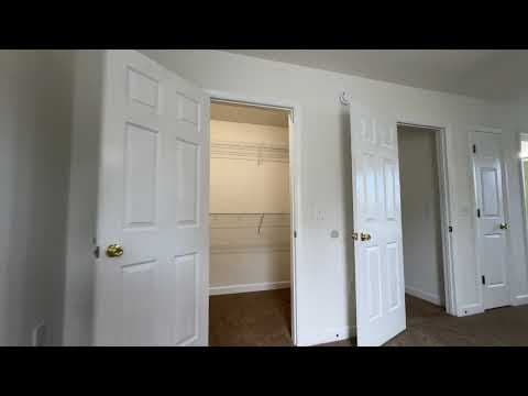 Wilmington House: 6028 Larson Place
