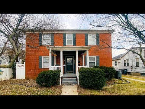 Evansville House: 629 S Harlan Ave