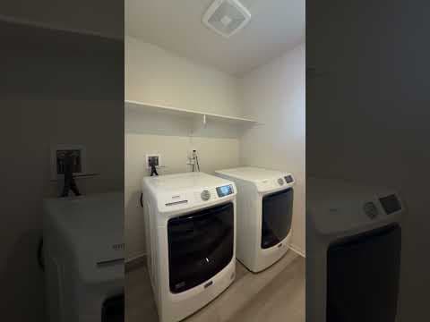Winchester House: 31799 Woodbank Way