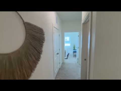 Brighton Condo: 624 Hewlett Alley