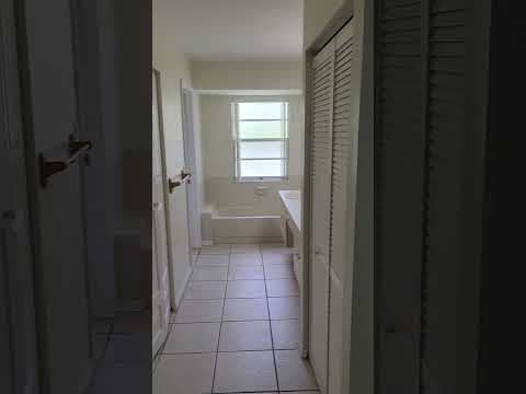 New Port Richey House: 4132 Foxboro Dr.