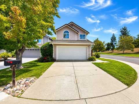 Pleasanton House: 3150 Half Dome Drive