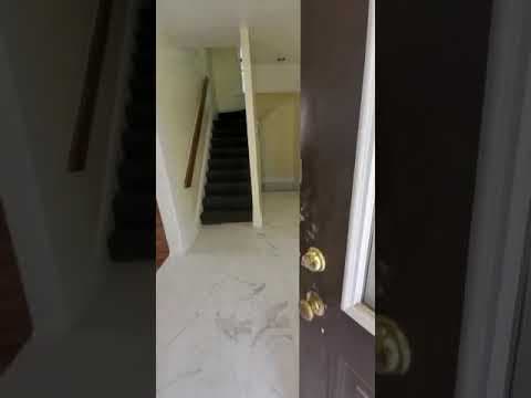 Ann Arbor House: 916 Greenwood Ave