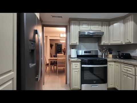 Pomona House: 1615 California Pl