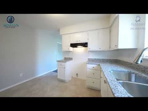 Athens House: 13728 Dart Cir