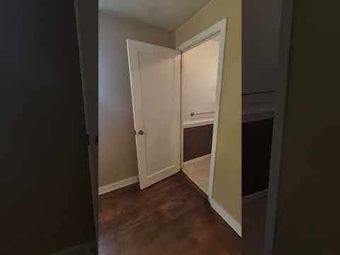 Penn Hills House: 802 Penny Dr