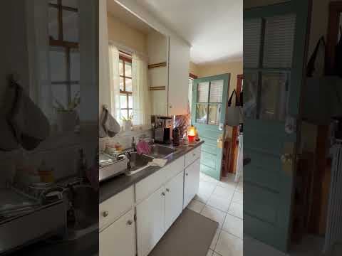 Burlington Condo: 1083-1085 North Avenue - 3