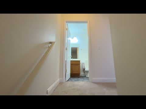Grottoes Townhome: 104-C 12th Street