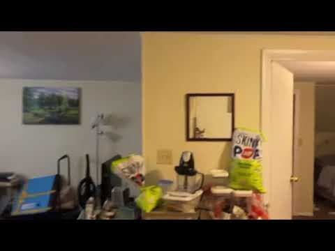 Holbrook Apartment: 70 Belcher St
