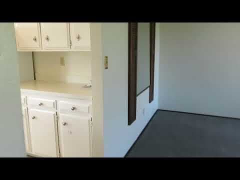 Tracy House: 26755 S Lammers Road