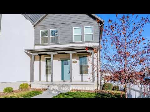 South Jordan Townhome: 11329 S Prosperity Rd