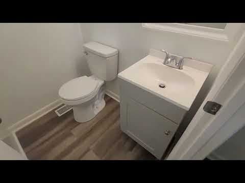 Petersburg Townhome: 1518 West Clara Drive