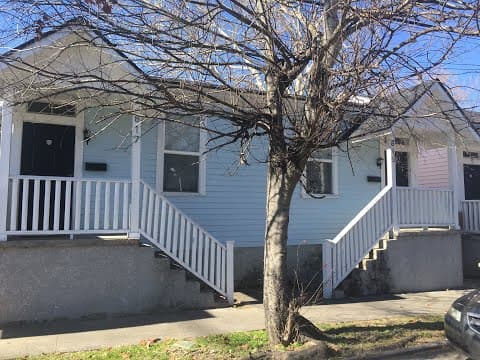 Savannah House: 815 Paulsen Street