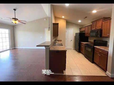 Lynchburg House: 102 Capstone Dr