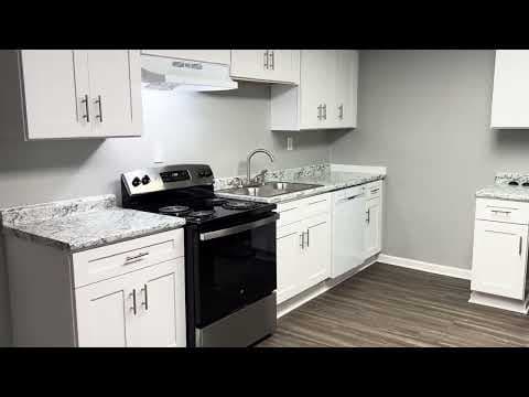 Lorain Condo: 806 East Erie