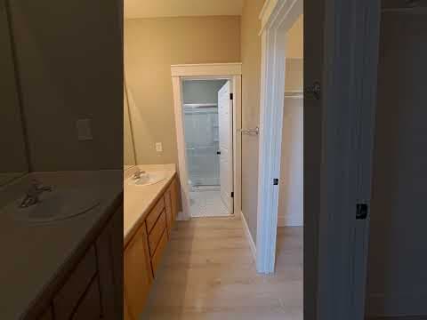 Vacaville House: 472 Somerville Circle