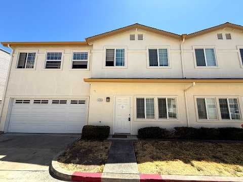 Castro Valley Townhome: 22240 N. 6th Street