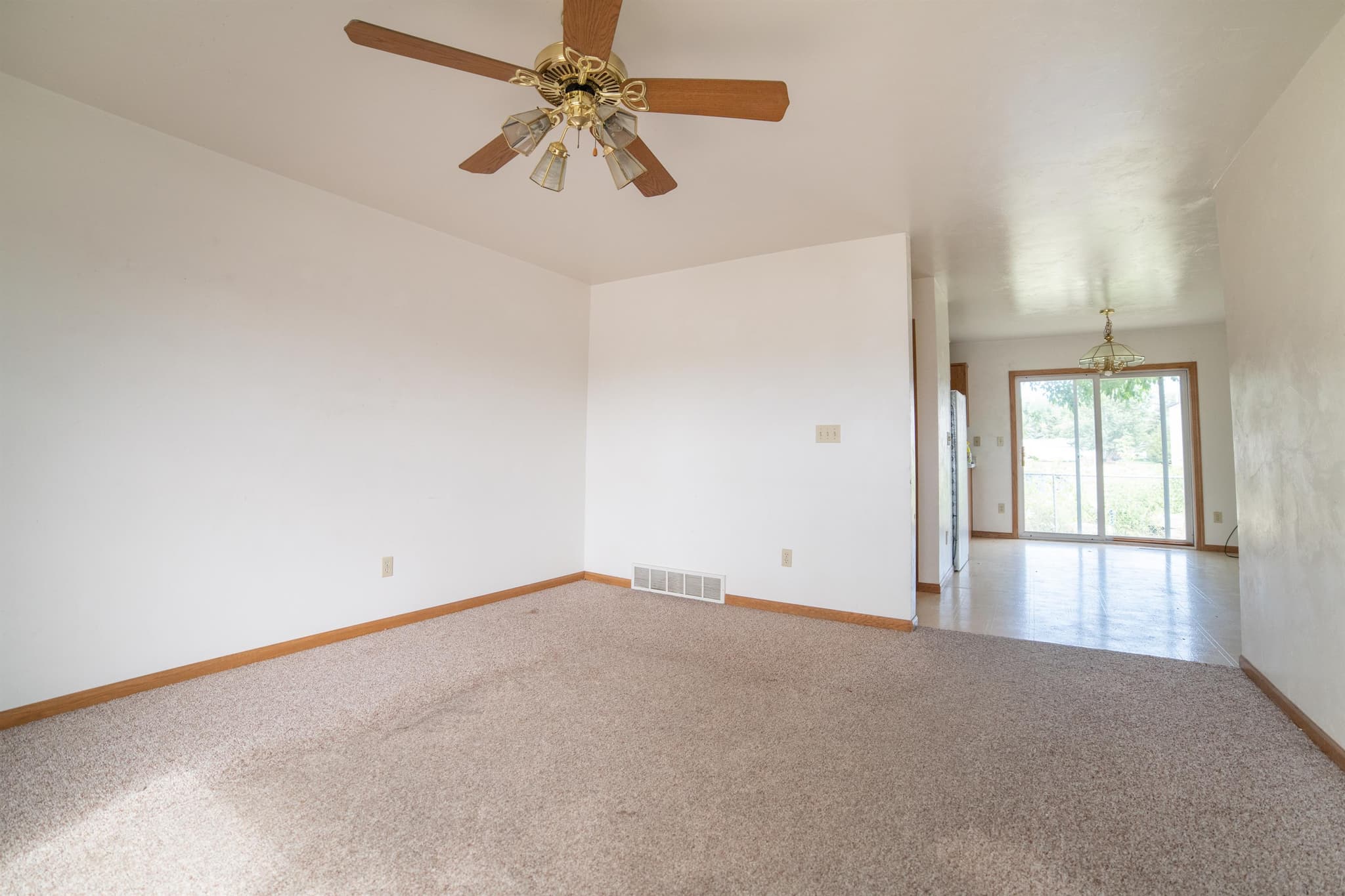 Pulaski Condo: 210 Second