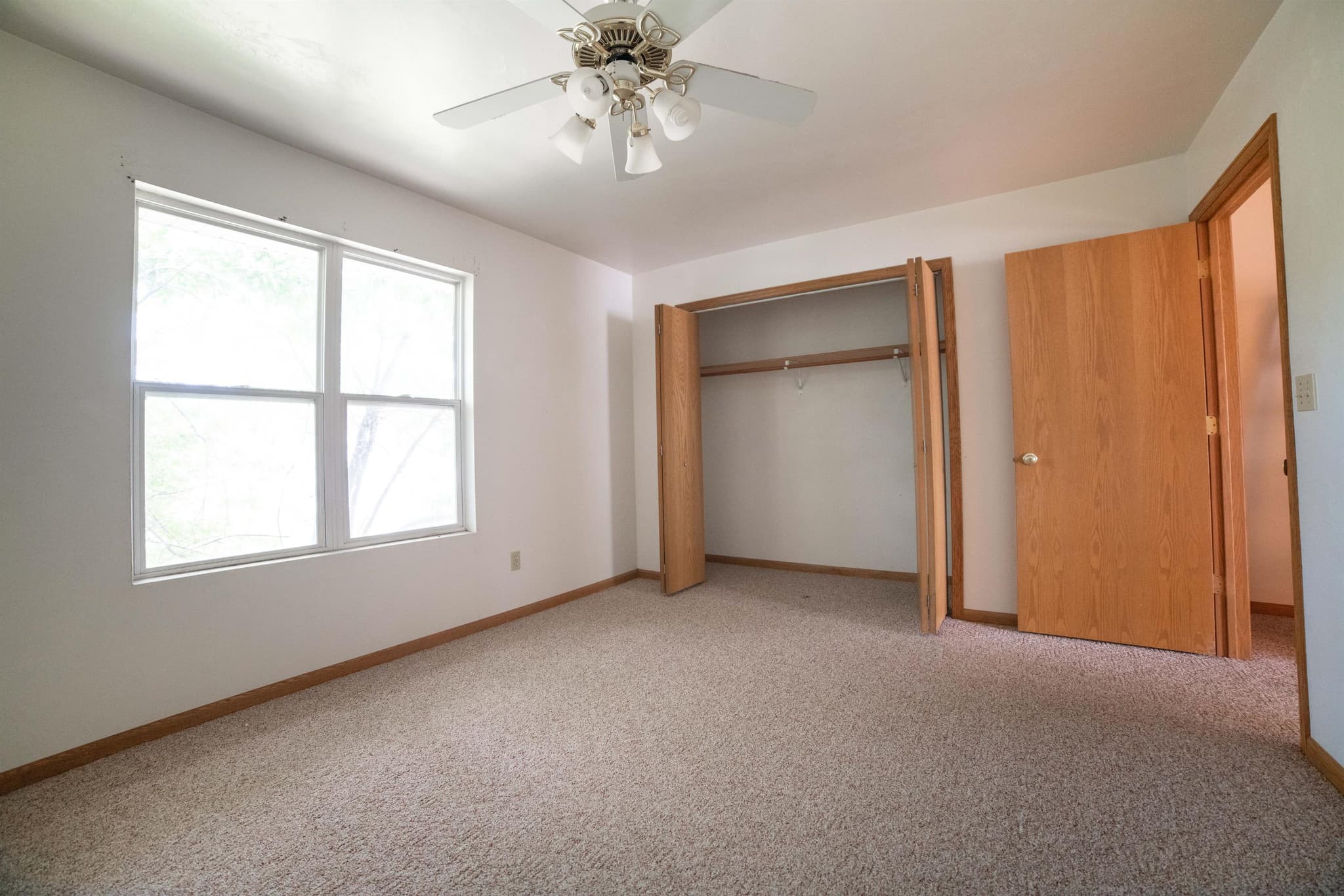 Pulaski Condo: 210 Second
