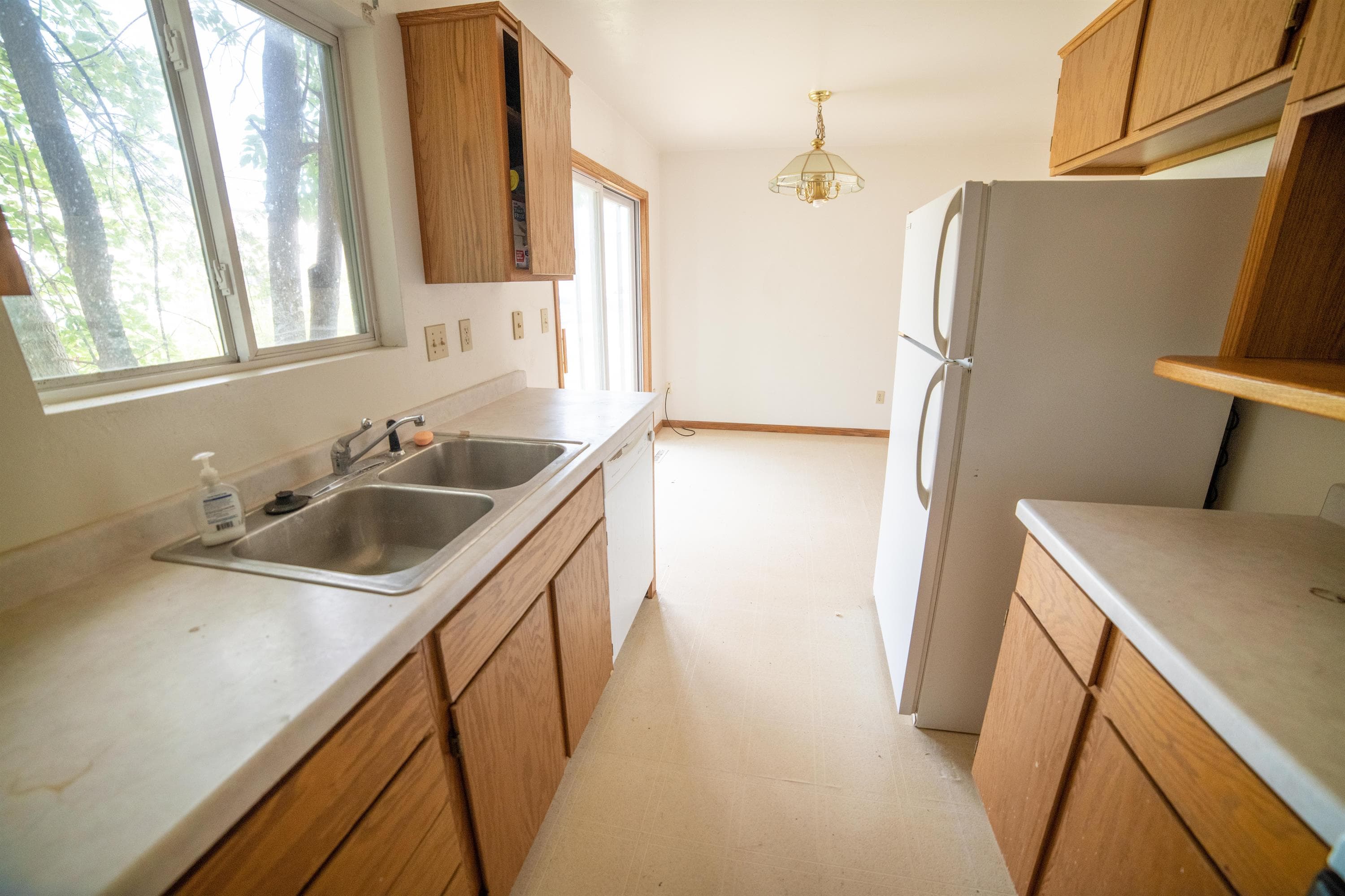 Pulaski Condo: 210 Second