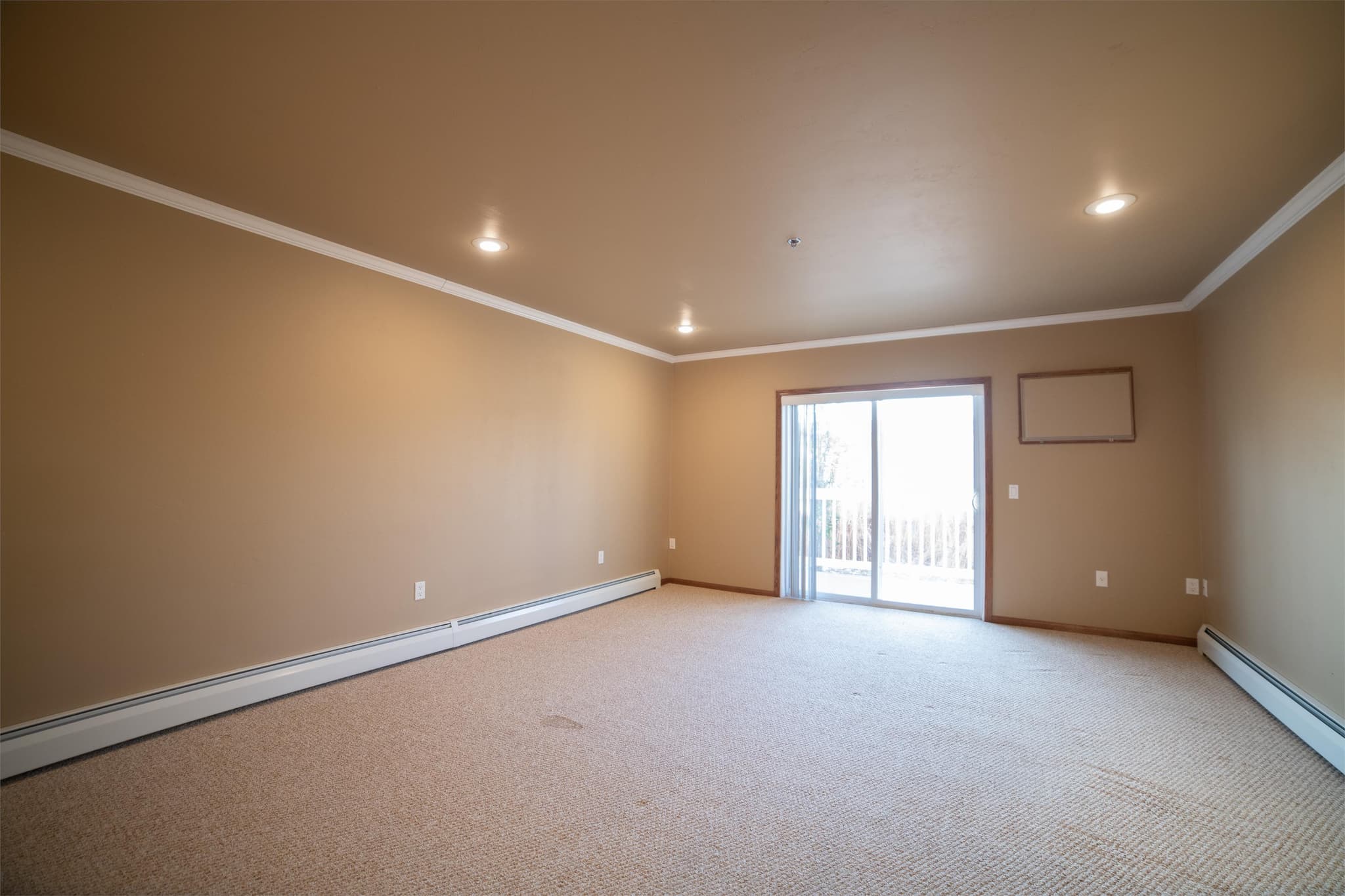 Little Chute Condo: 830 East Elm Drive - 1F