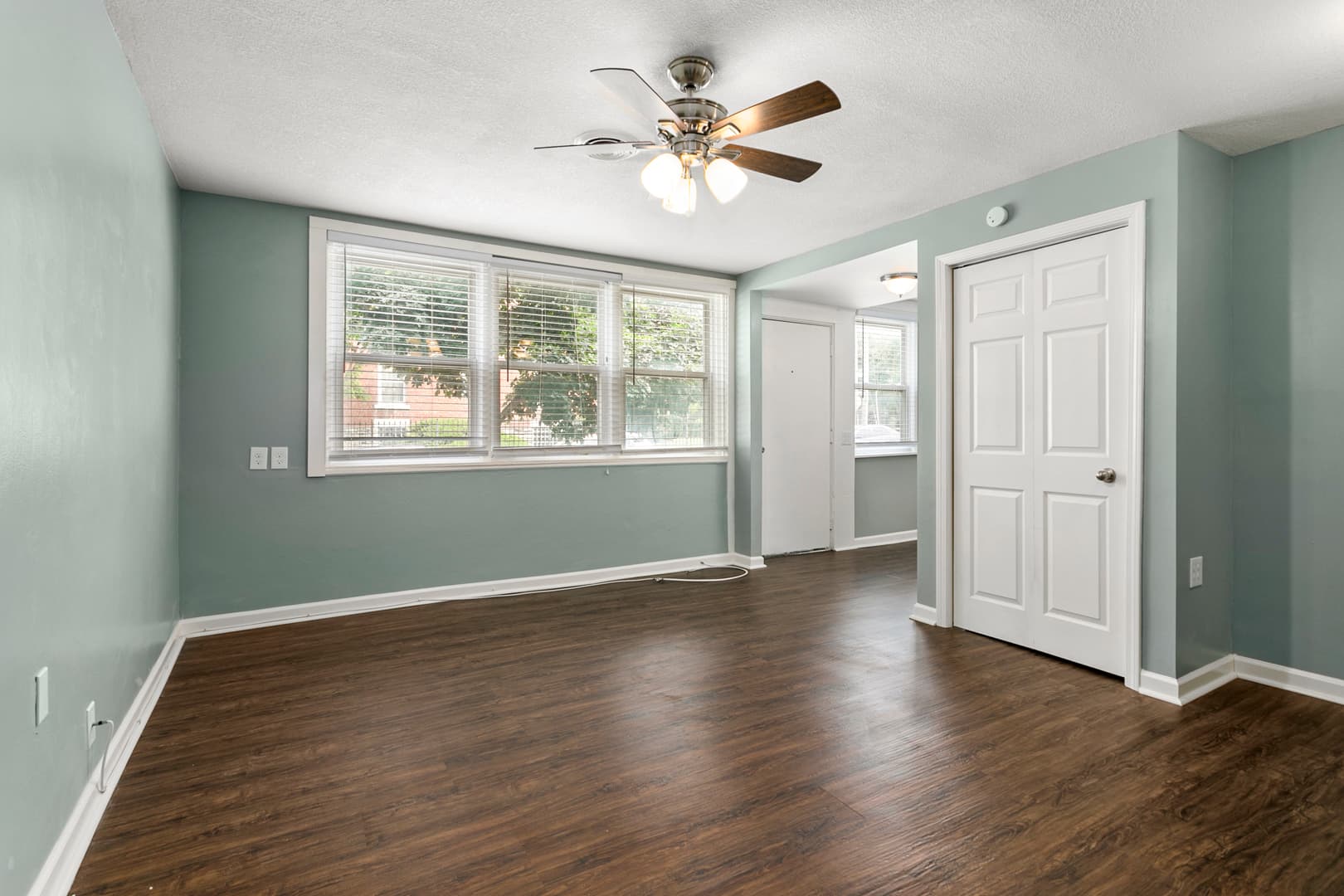 Kansas City Condo: 4158 Oak St