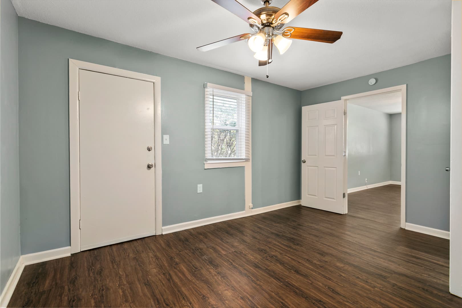 Kansas City Condo: 4158 Oak St