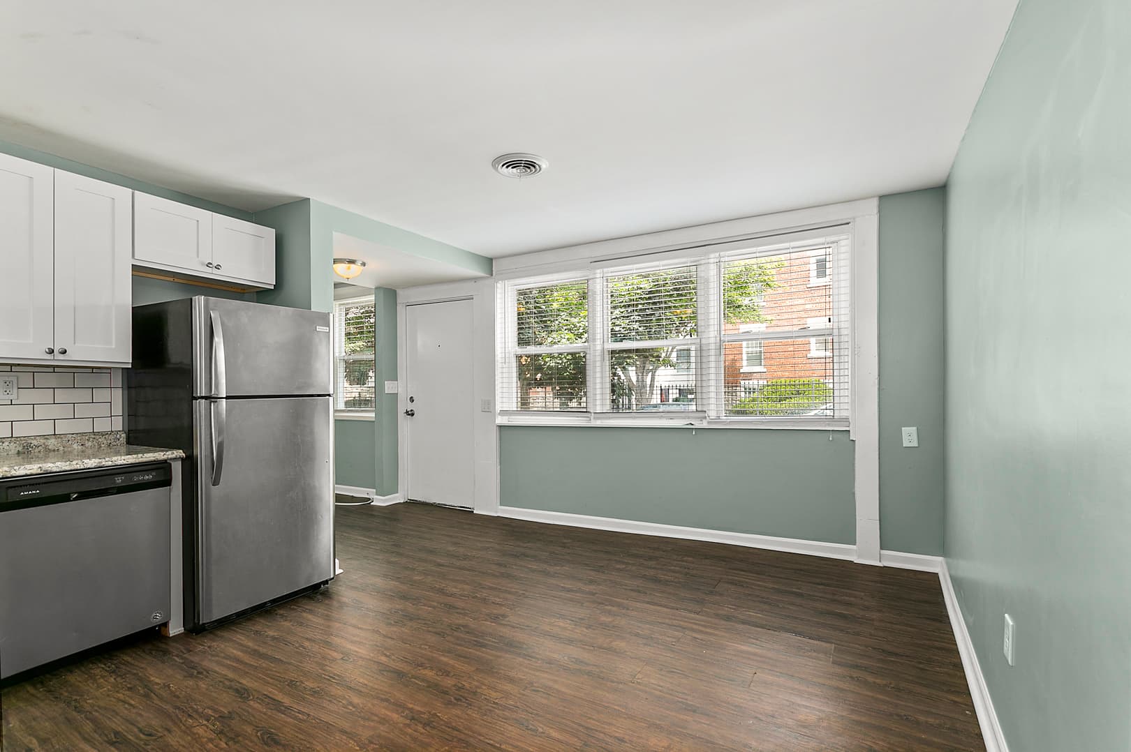 Kansas City Condo: 4158 Oak St