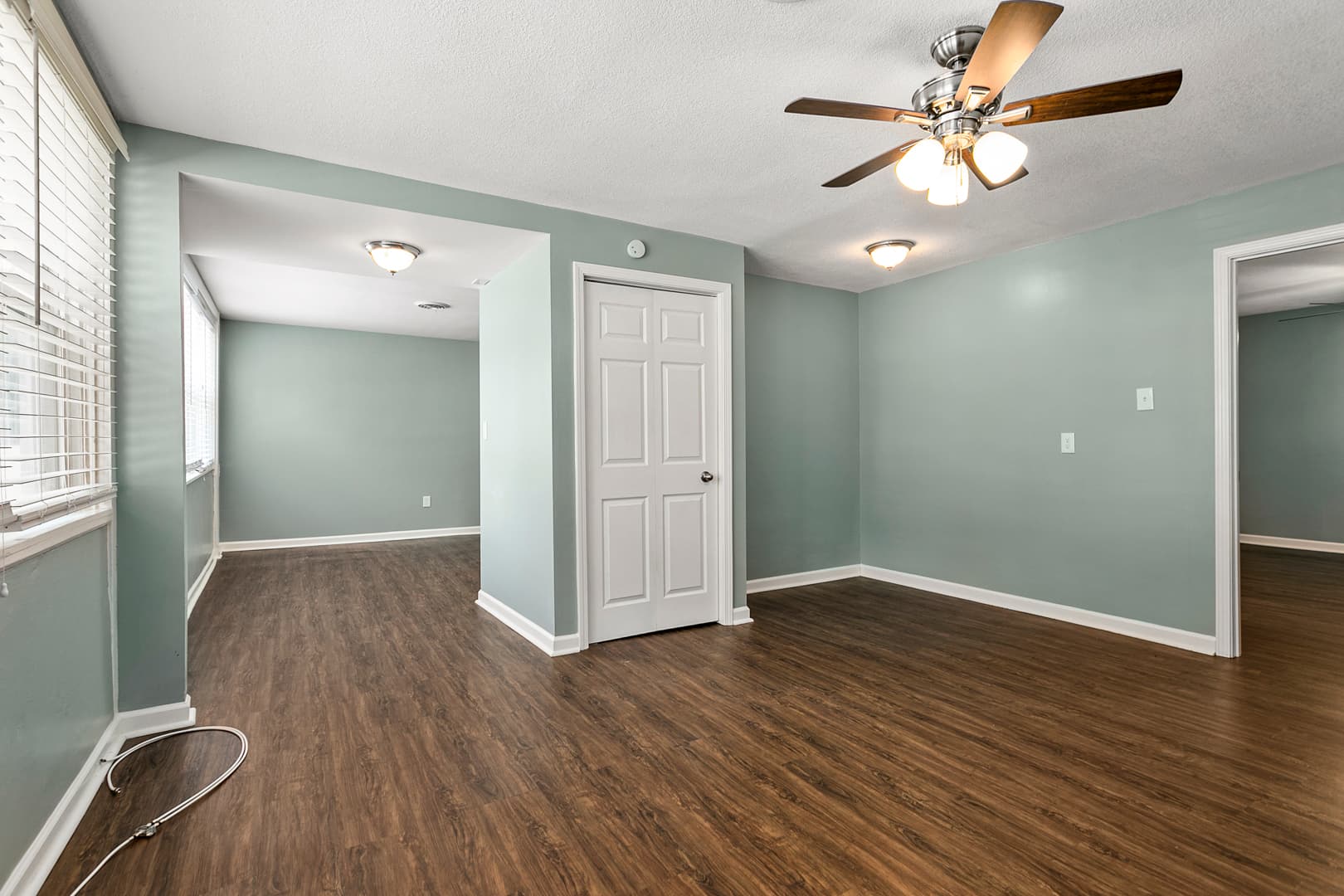 Kansas City Condo: 4158 Oak St