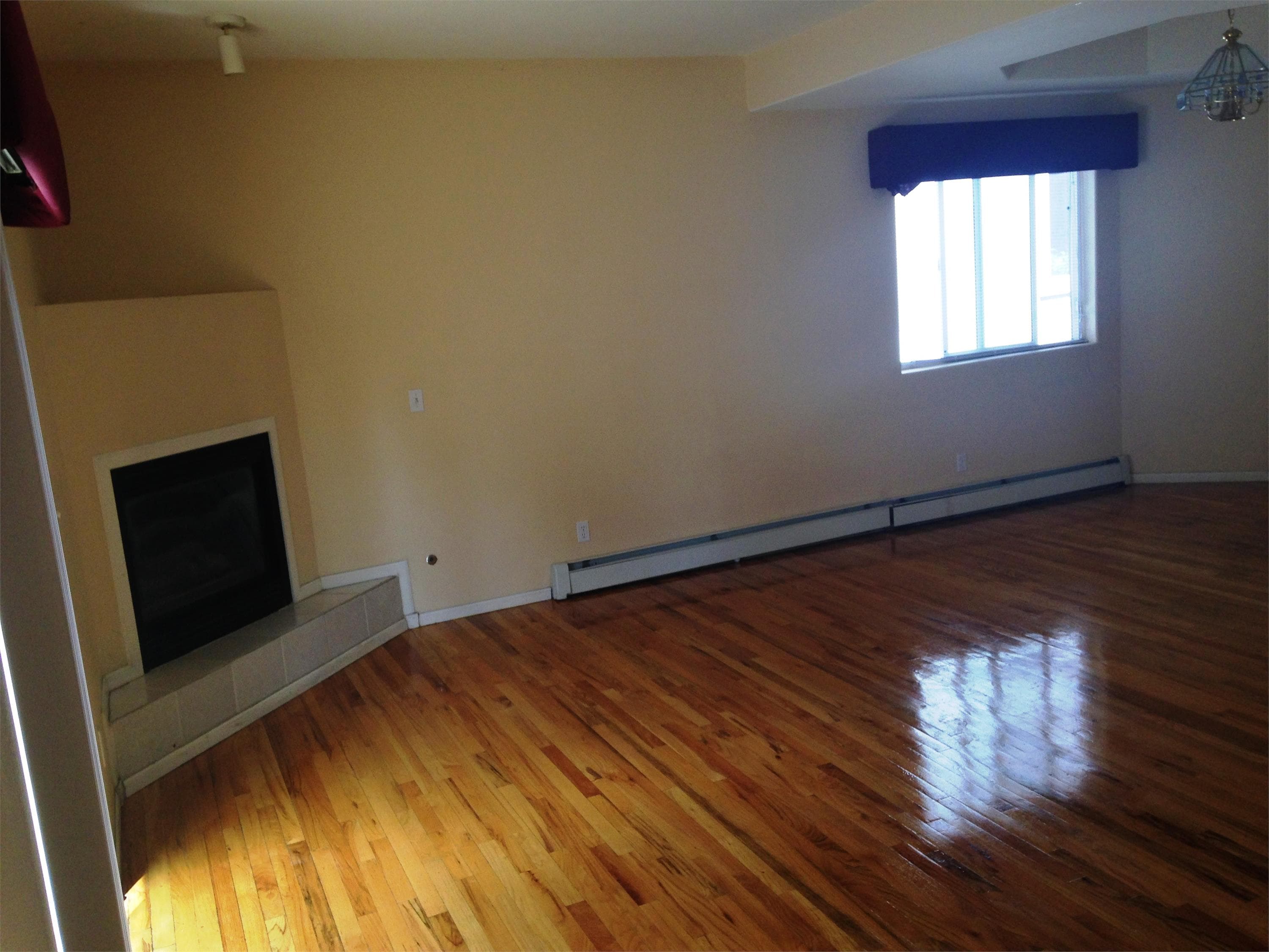 Boulder House: 3683 IRIS AVE