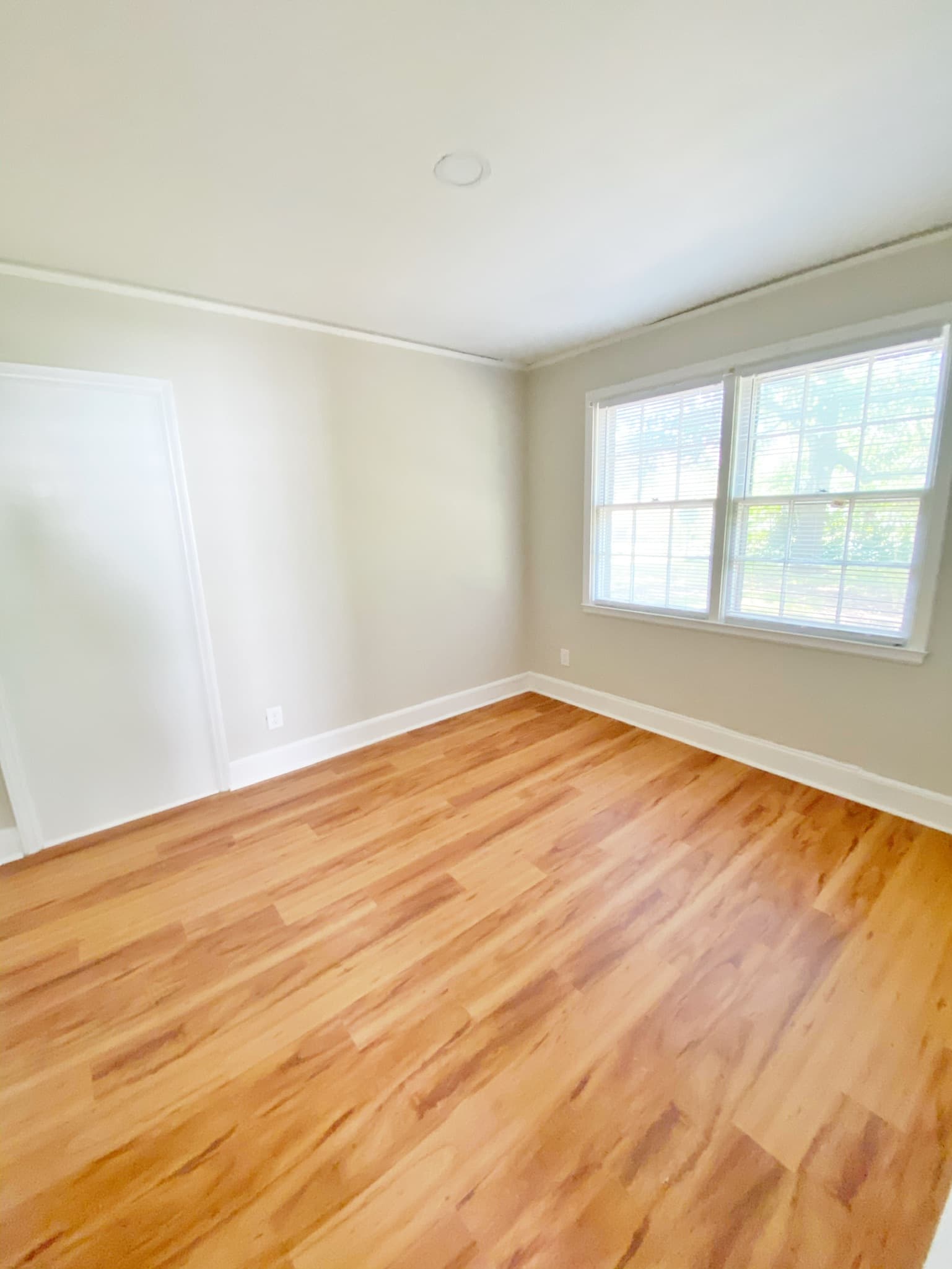 Burlington Condo: 306 North Ireland Street - 308
