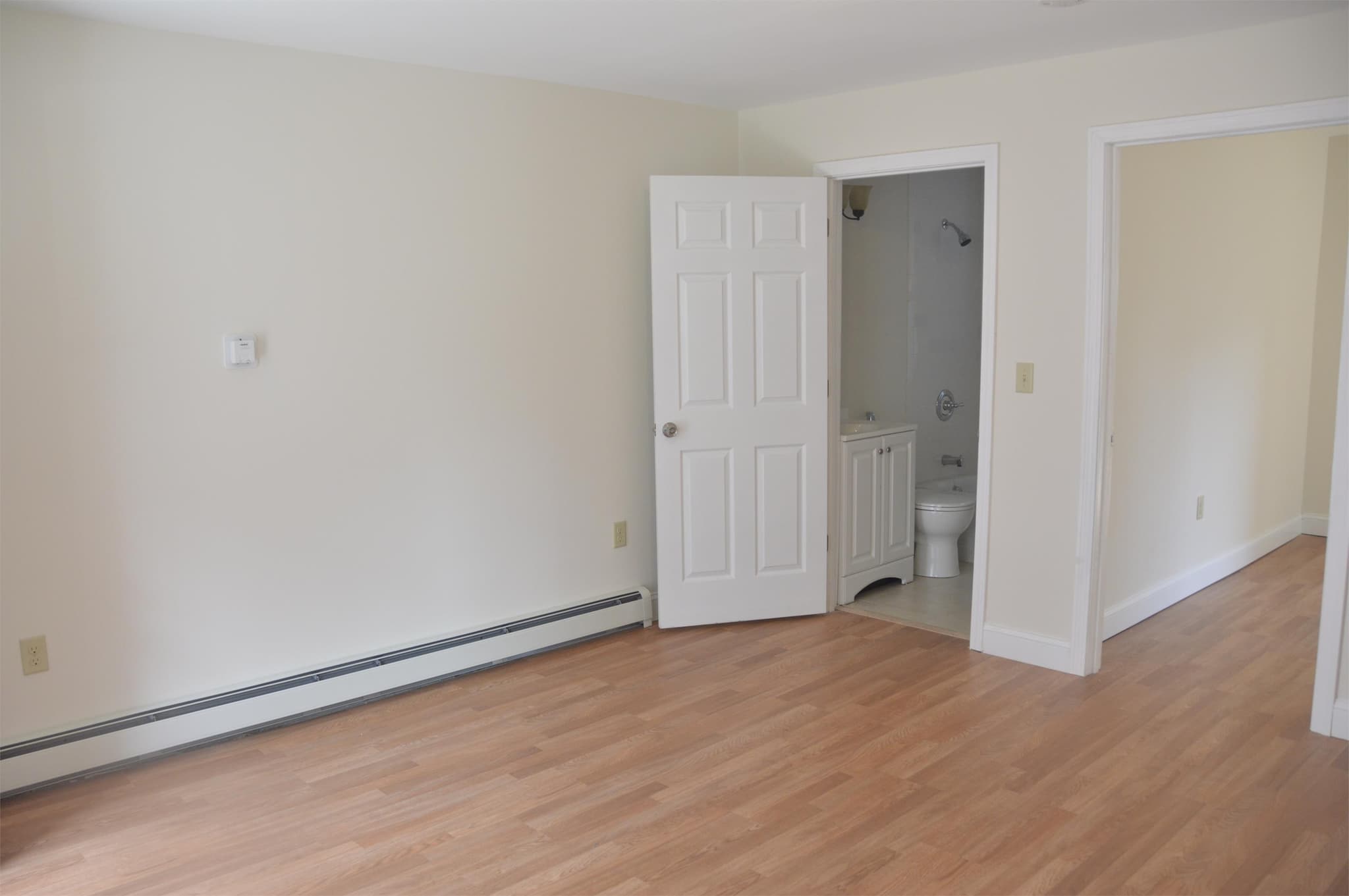 Manchester Condo: 429 Central Street - 1R