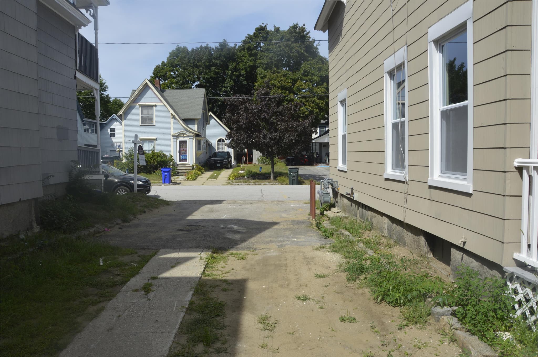 Manchester Condo: 429 Central Street - 1R