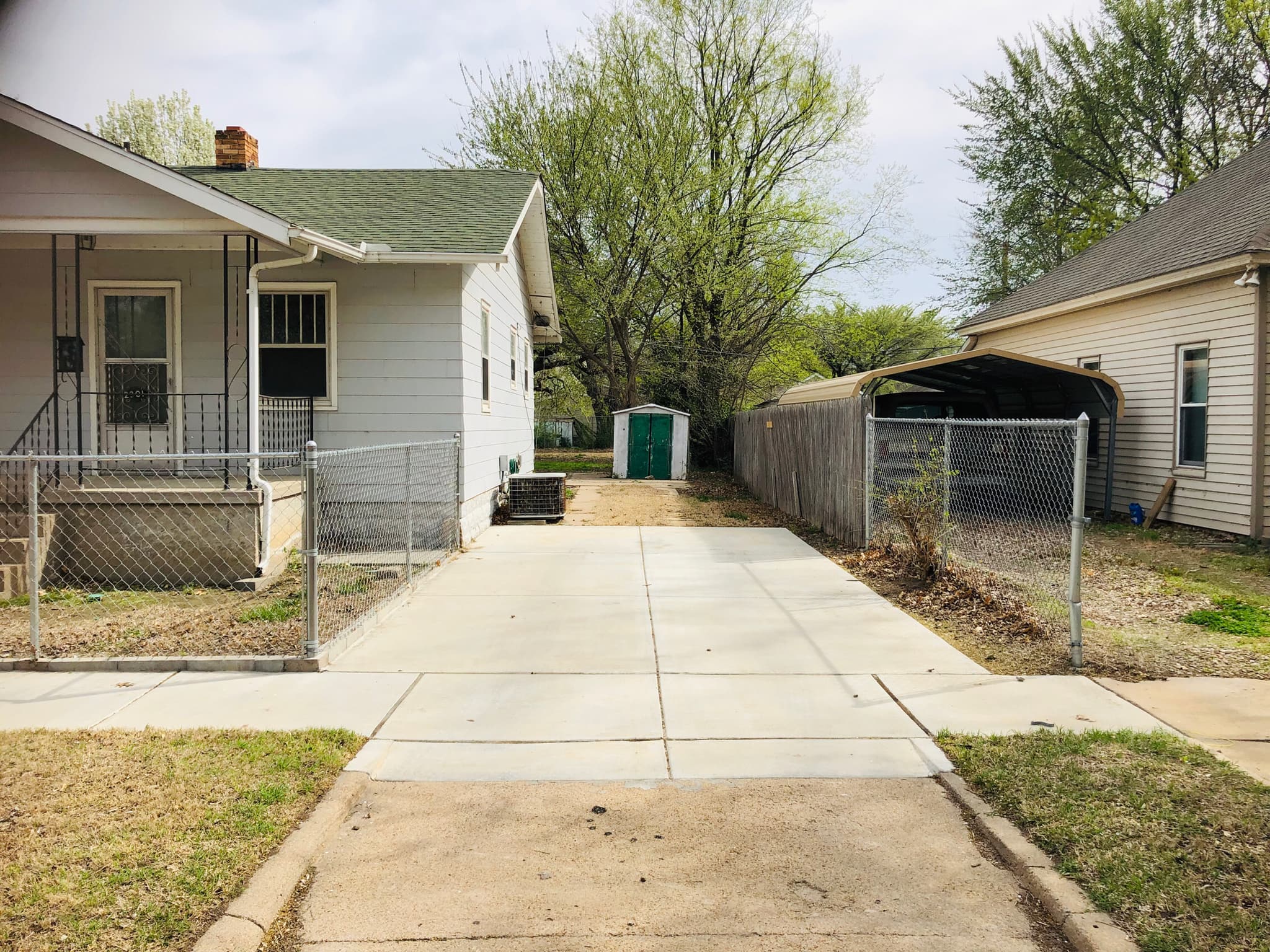 Wichita House: 2301 West 3rd Street North