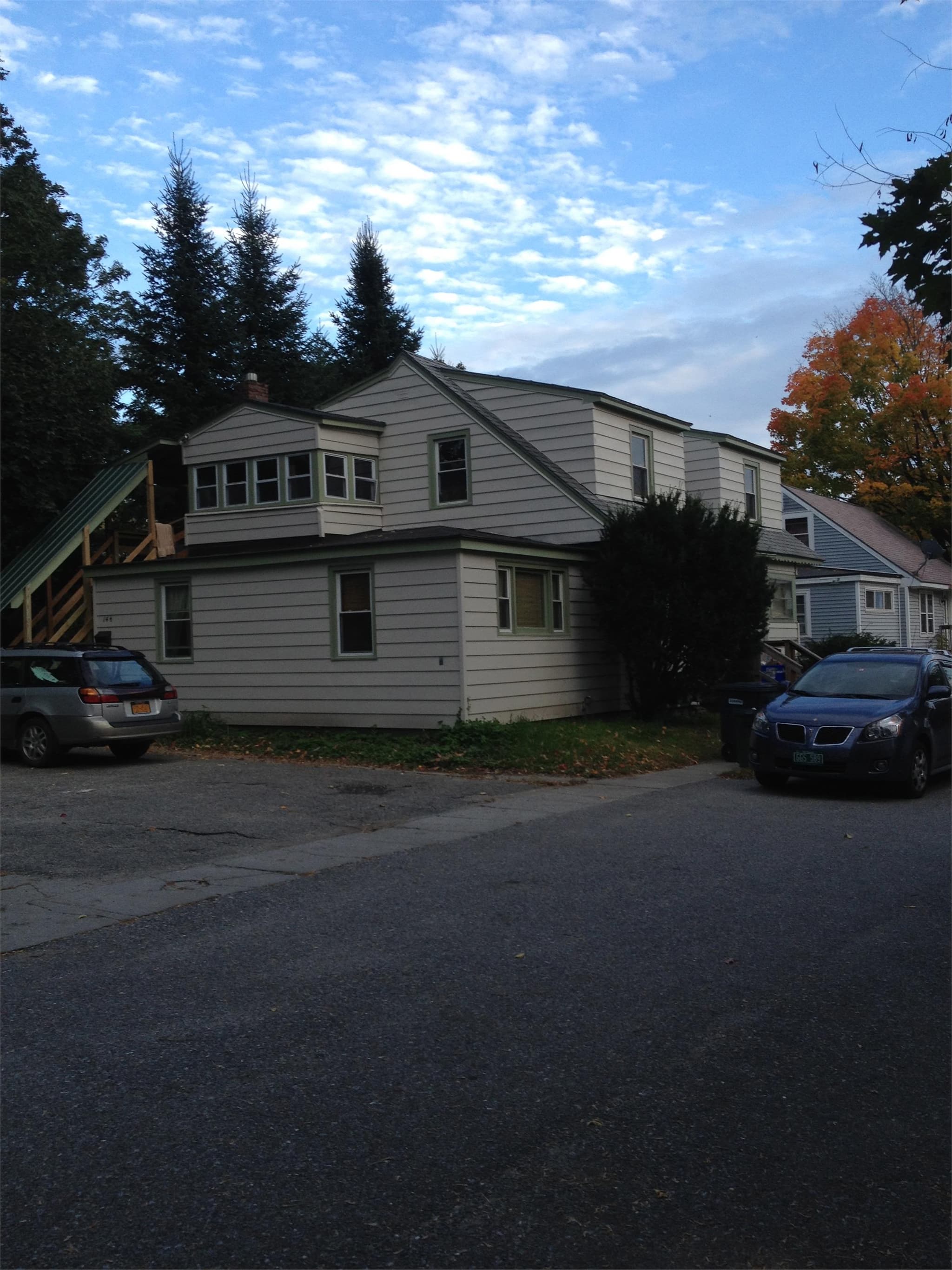Burlington Condo: 14 1/2 Dans Court