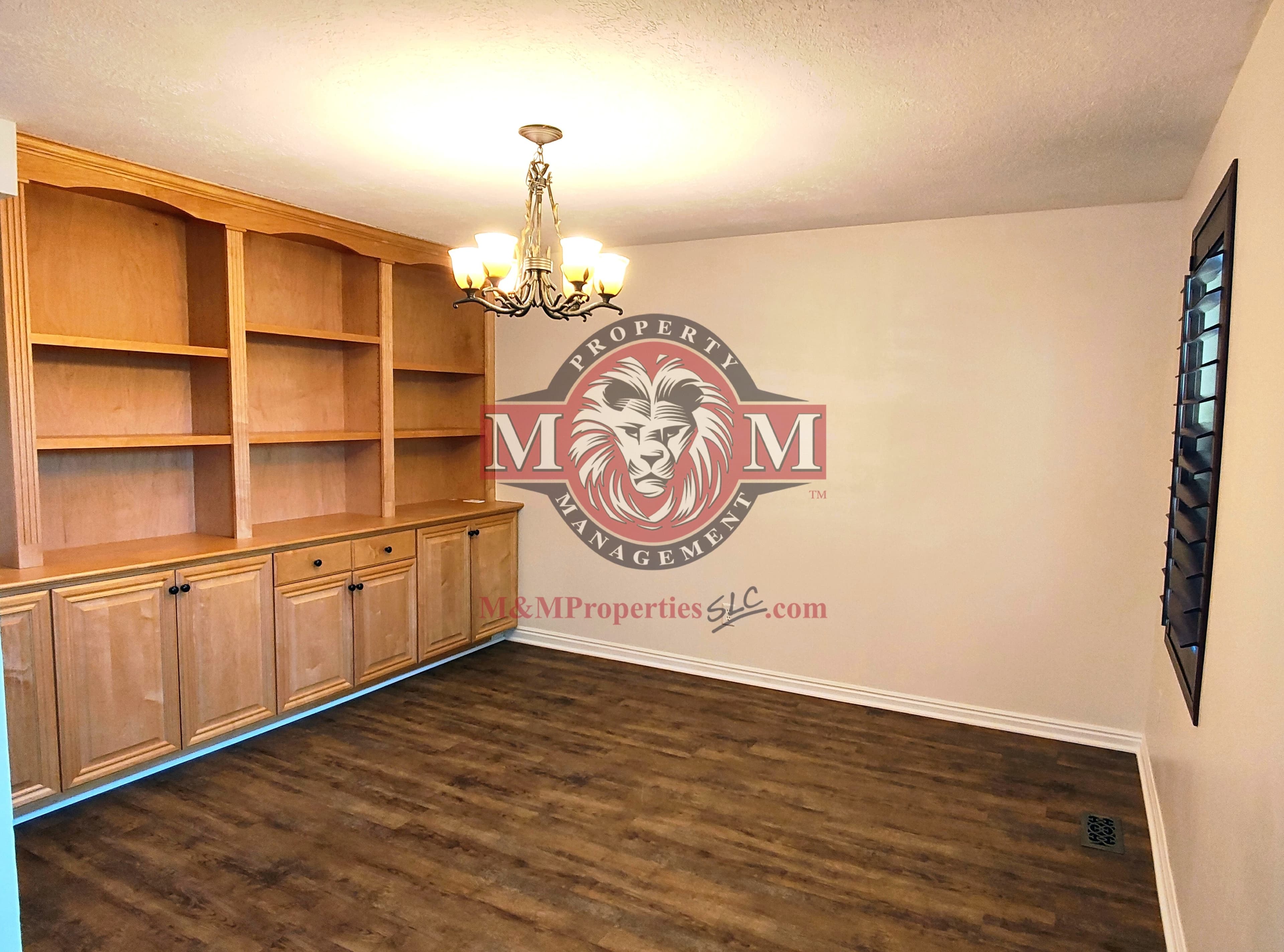 Riverton House: 3253 W 11975 S