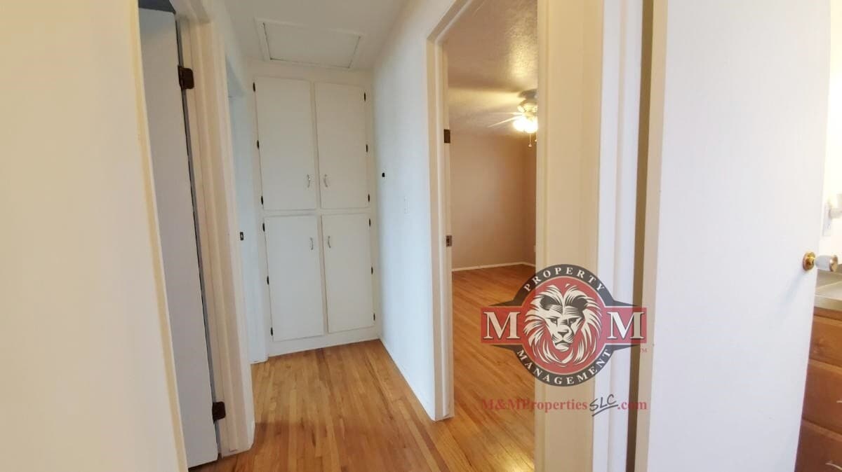 Salt Lake City House: 1478 W Teakwood Dr