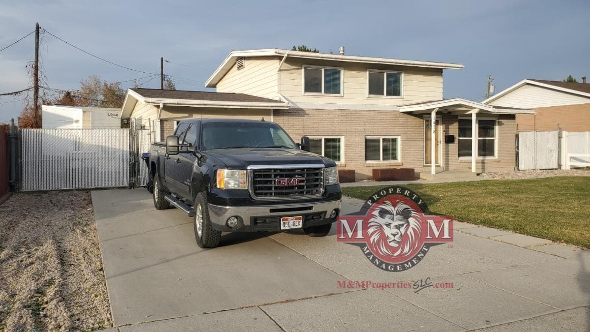 Salt Lake City House: 1478 W Teakwood Dr
