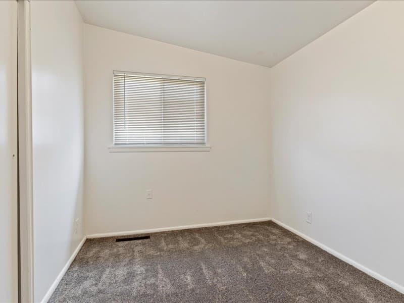 Salt Lake City House: 1376 E Greenfield Ave