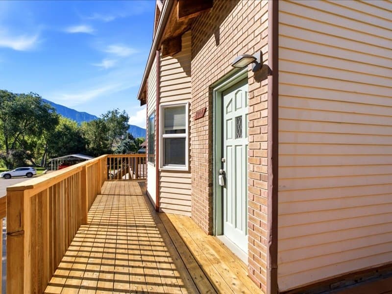 Salt Lake City Townhome: 8004 S Sunnyoak Cir