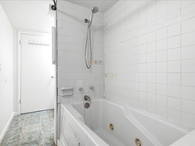 Salt Lake City House: 515 N New Star Dr