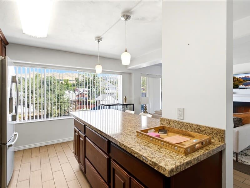Salt Lake City Condo: 8 E Hillside Ave