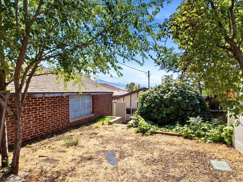Salt Lake City House: 617 E 8th Ave