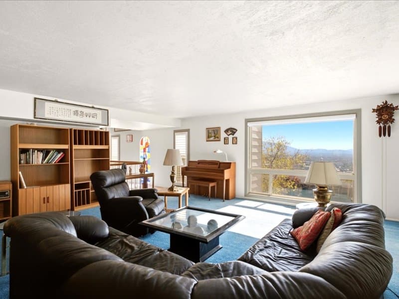 Salt Lake City House: 1243 E Chandler Cir