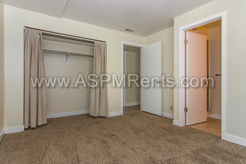 Salt Lake City Apartment: 291 E Hill Ave