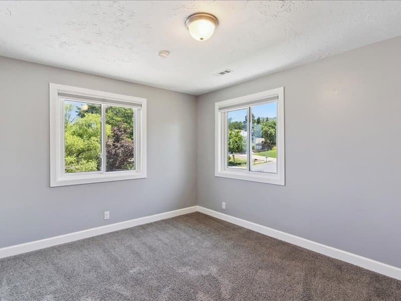 North Salt Lake House: 234 Liberty Rd