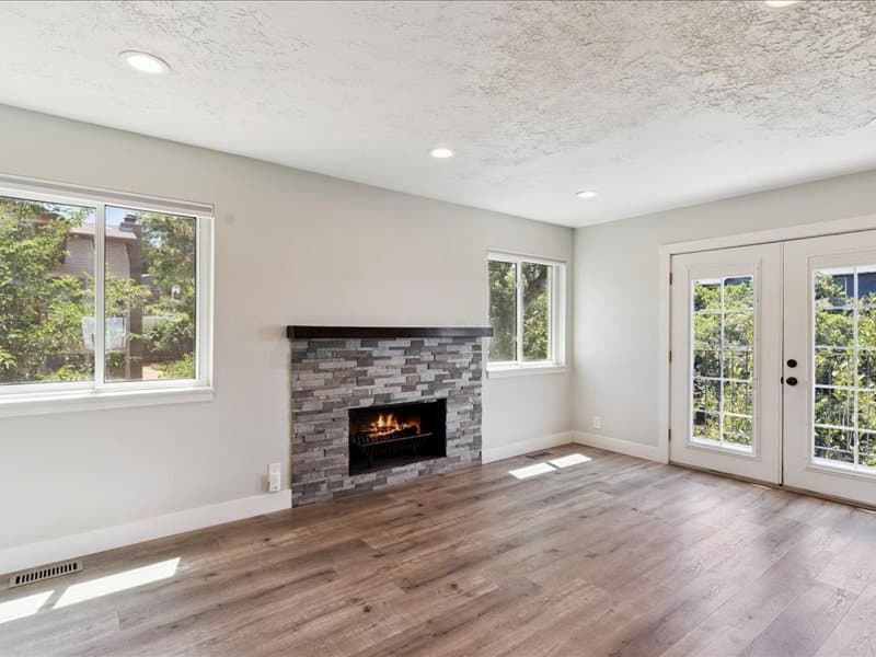 North Salt Lake House: 234 Liberty Rd
